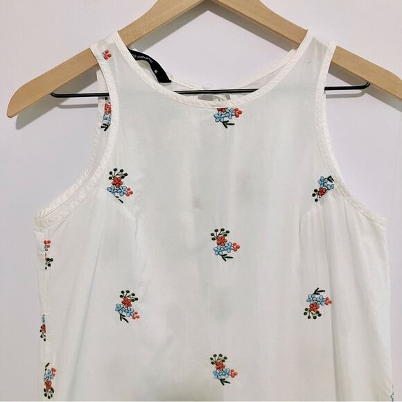 Coco Cabana Dress Women Size Medium White and Floral Sleeveless Shift - Picture 2 of 5